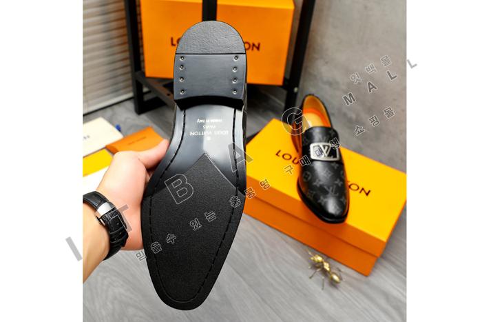 ���̺��� ���� ����  MYB2114