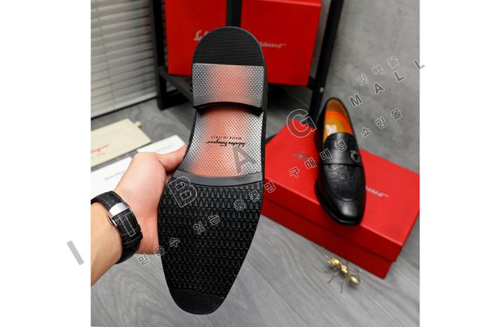 �䷹����  ���� ����  MYB2117