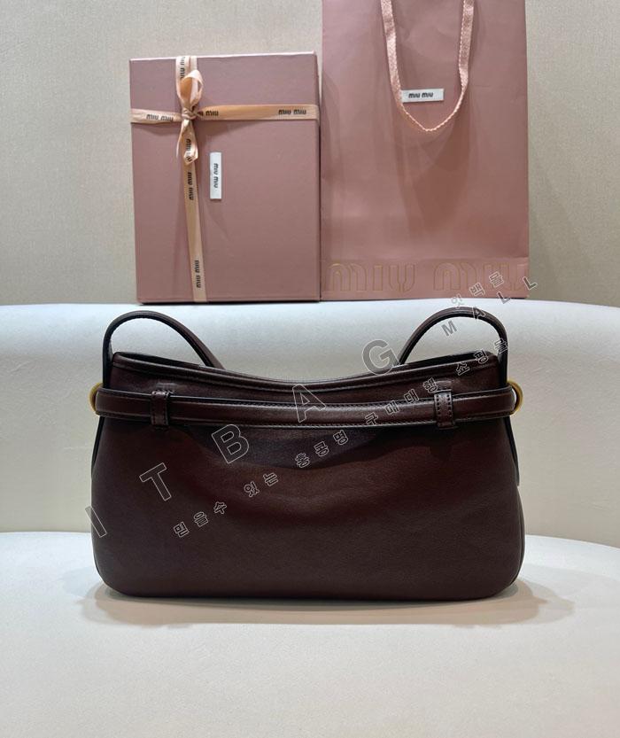 �̿�̿� ���ַ� �ƹ�ٸ� ���� ���� ��  5BC182   25/�Ż�