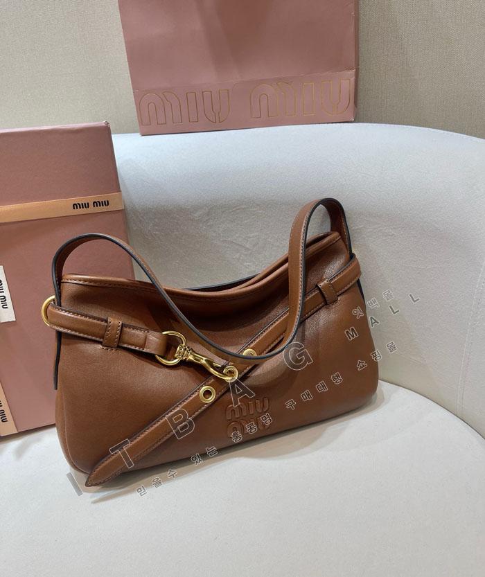 �̿�̿� ���ַ� �ƹ�ٸ� ���� ���� ��  5BC182-1   25/�Ż�