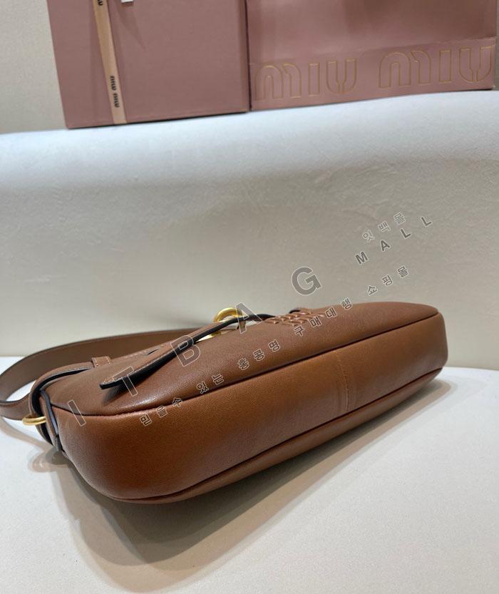 �̿�̿� ���ַ� �ƹ�ٸ� ���� ���� ��  5BC182-1   25/�Ż�
