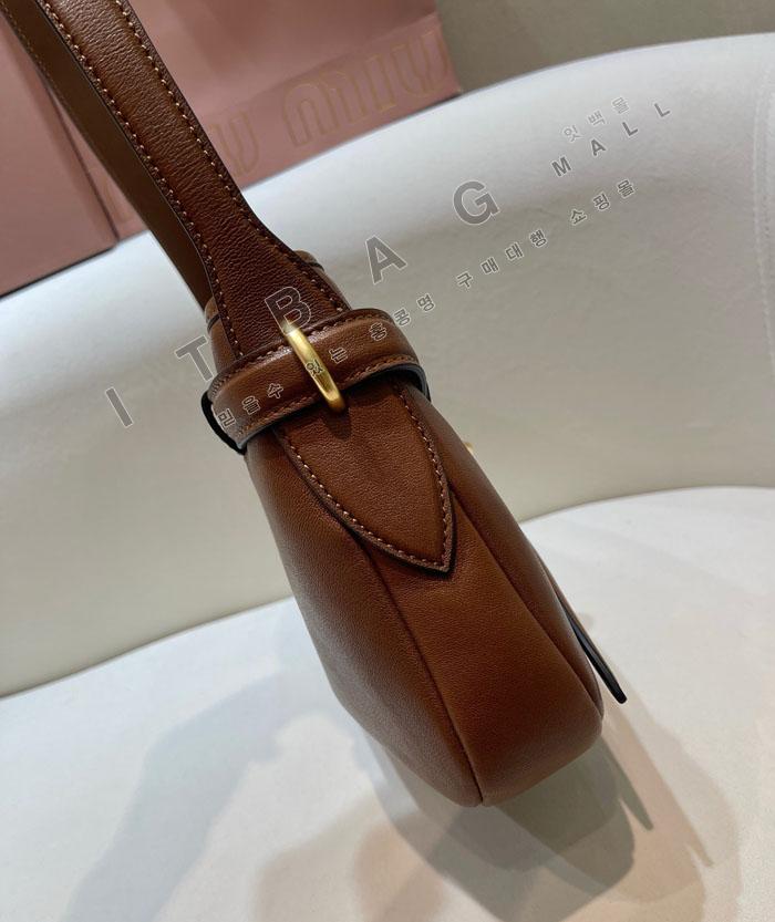 �̿�̿� ���ַ� �ƹ�ٸ� ���� ���� ��  5BC182-1   25/�Ż�