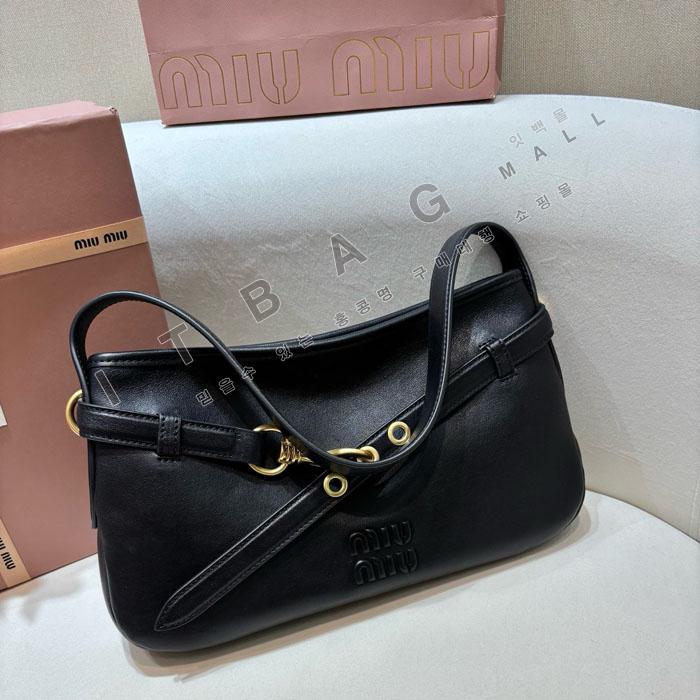 �̿�̿� ���ַ� �ƹ�ٸ� ���� ���� ��  5BC182-2   25/�Ż�