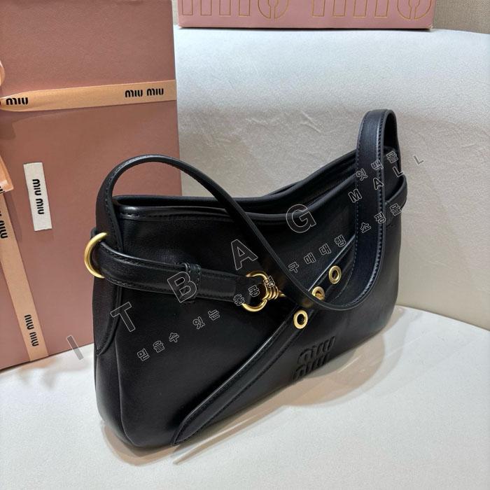 �̿�̿� ���ַ� �ƹ�ٸ� ���� ���� ��  5BC182-2   25/�Ż�