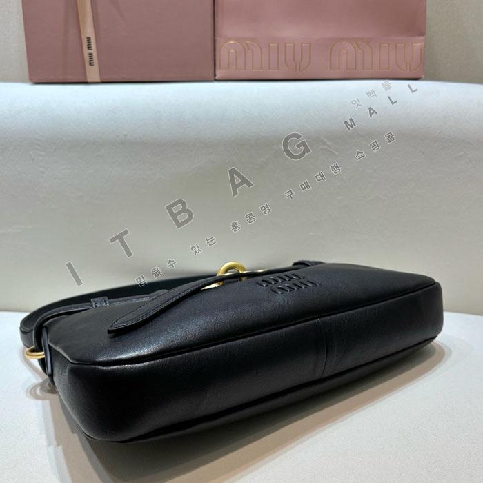 �̿�̿� ���ַ� �ƹ�ٸ� ���� ���� ��  5BC182-2   25/�Ż�