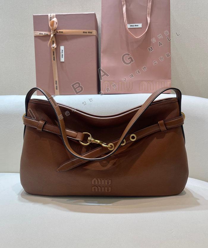 �̿�̿� �ƹ�ٸ� ���� ���� �̵�� ��  5BC181-1   25/�Ż�