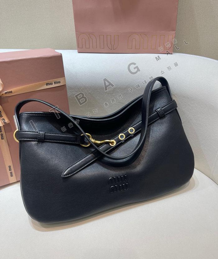 �̿�̿� �ƹ�ٸ� ���� ���� �̵�� ��  5BC181-2   25/�Ż�