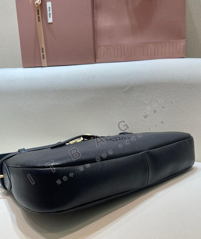 �̿�̿� �ƹ�ٸ� ���� ���� �̵�� ��  5BC181-2   25/�Ż�