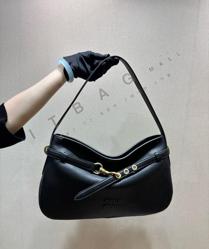 �̿�̿� �ƹ�ٸ� ���� ���� �̵�� ��  5BC181-2   25/�Ż�