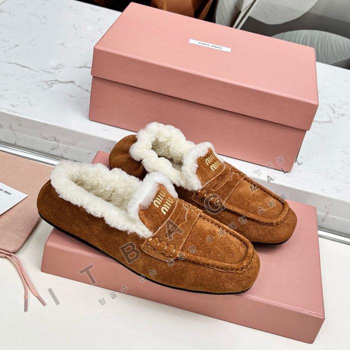 �̿�̿� �� �����̵� ���� YIBU3152   25/�Ż�  2�÷�