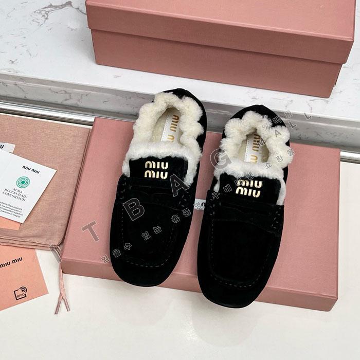 �̿�̿� �� �����̵� ���� YIBU3152   25/�Ż�  2�÷�