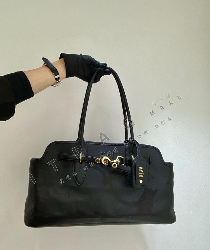 �̿�̿� �ƹ�ٸ� ���� ���� ���� ��  5BG310   25/�Ż�   ����ǰX
