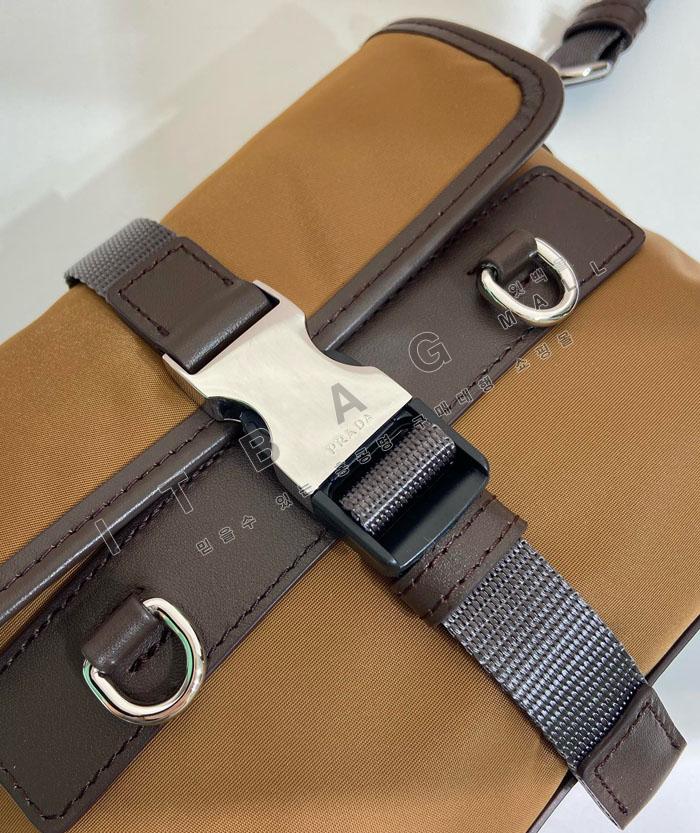 �����  �����Ϸ� �� ���� ����Ʈ�� ���̽� 2ZT071   25/�Ż�  