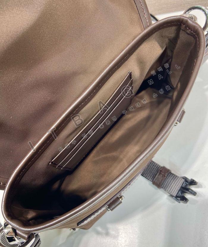 �����  �����Ϸ� �� ���� ����Ʈ�� ���̽� 2ZT071-2   25/�Ż�  