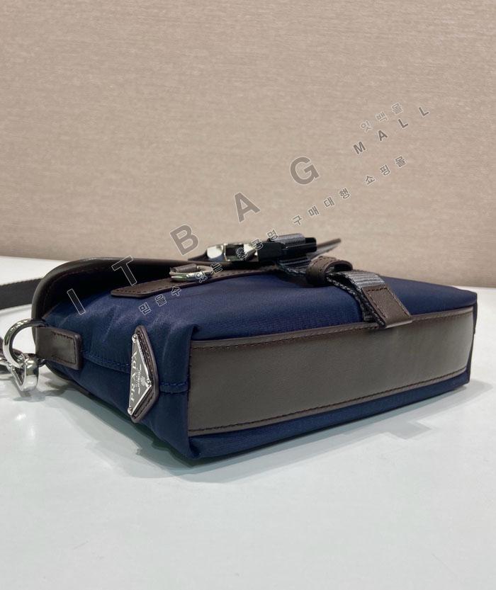 �����  �����Ϸ� �� ���� ����Ʈ�� ���̽� 2ZT071-3   25/�Ż�  