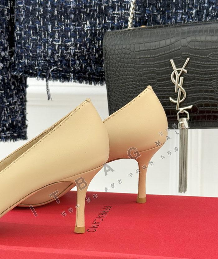 �䷹���� �ƽ� ��ġ�� ������  YF6061   25/�Ż�    2������