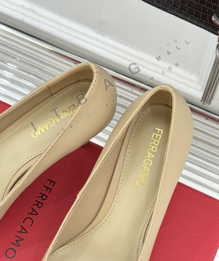 �䷹���� �ƽ� ��ġ�� ������  YF6061   25/�Ż�    2������