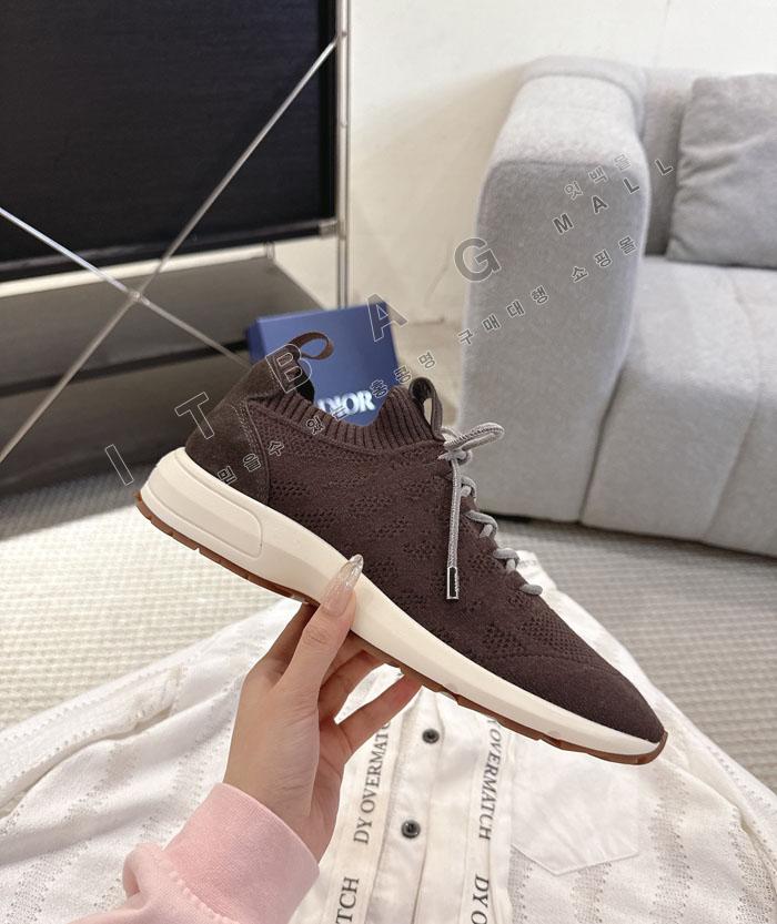 ��� B80 Lounge ����Ŀ��  YIBU3158-1  25/�Ż� 