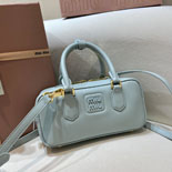 �̿�̿�  �Ƹ�ī�� ���ַ� ���׹� 5BB142-8   25/�Ż�  ����ǰX