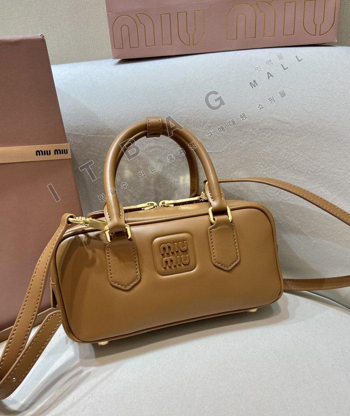 �̿�̿�  �Ƹ�ī�� ���ַ� ���׹� 5BB142-6   25/�Ż�  ����ǰX