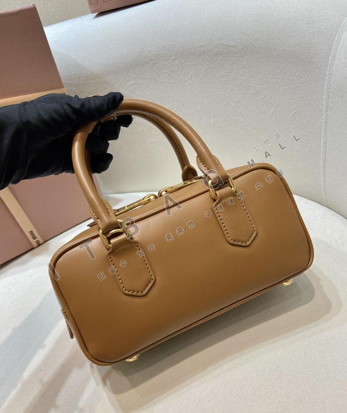 �̿�̿�  �Ƹ�ī�� ���ַ� ���׹� 5BB142-6   25/�Ż�  ����ǰX