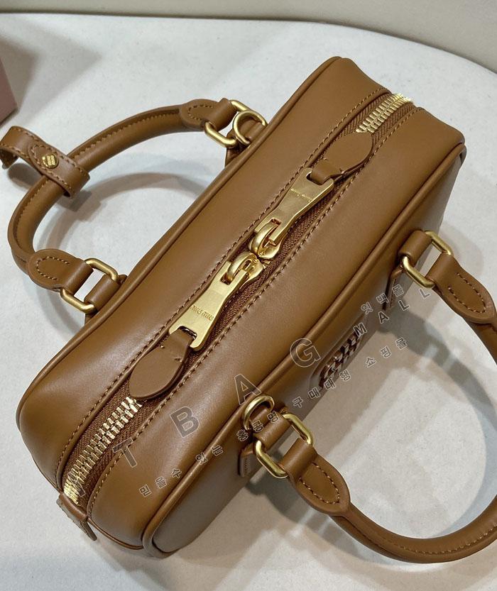 �̿�̿�  �Ƹ�ī�� ���ַ� ���׹� 5BB142-6   25/�Ż�  ����ǰX