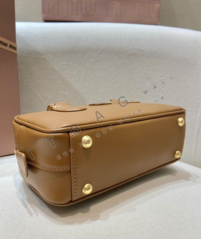 �̿�̿�  �Ƹ�ī�� ���ַ� ���׹� 5BB142-6   25/�Ż�  ����ǰX