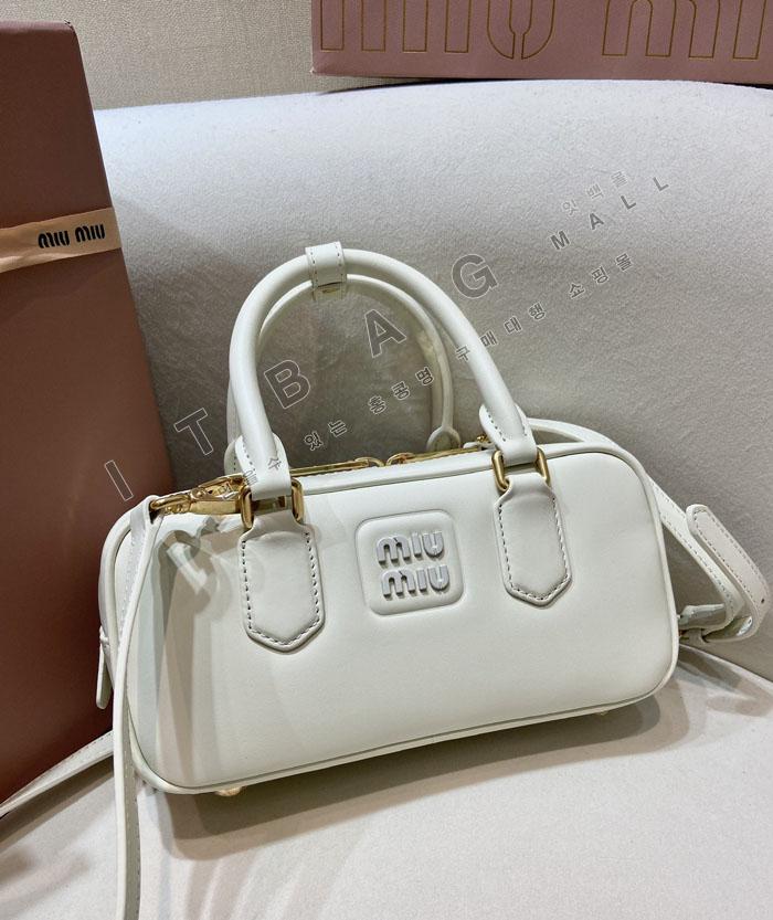 �̿�̿�  �Ƹ�ī�� ���ַ� ���׹� 5BB142-7   25/�Ż�  ����ǰX