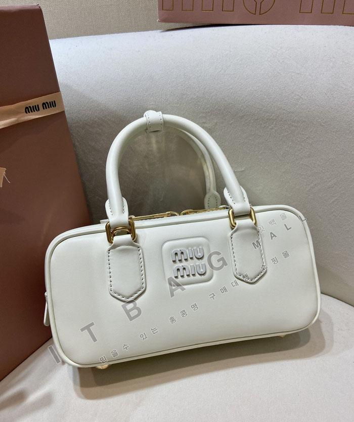 �̿�̿�  �Ƹ�ī�� ���ַ� ���׹� 5BB142-7   25/�Ż�  ����ǰX