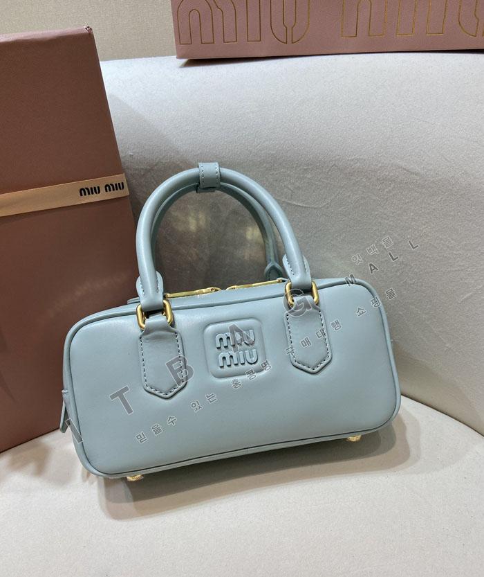 �̿�̿�  �Ƹ�ī�� ���ַ� ���׹� 5BB142-8   25/�Ż�  ����ǰX