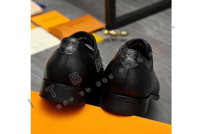 ���̺���  ���� ���� MYB6824
