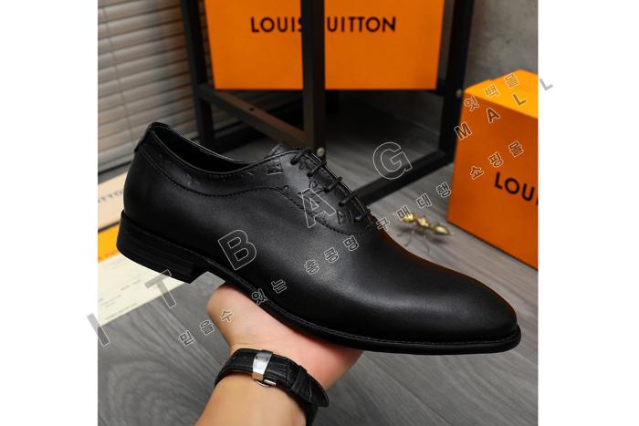 ���̺���  ���� ���� MYB6824