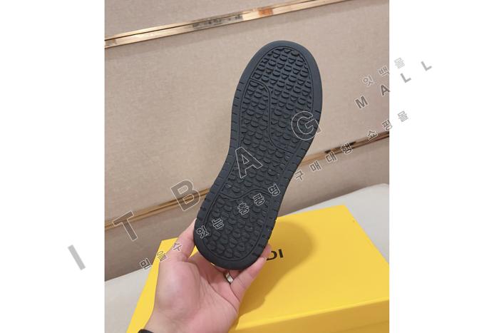 �ҵ�   ���� ����Ŀ��  YF6497