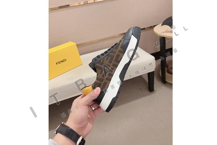 �ҵ�   ���� ����Ŀ��  YF6498