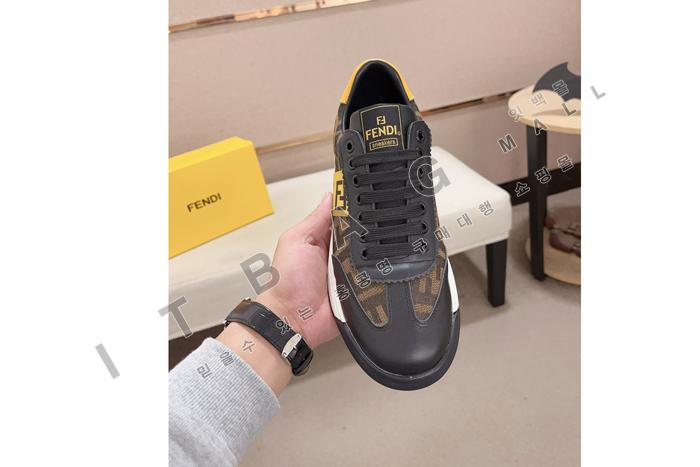 �ҵ�   ���� ����Ŀ��  YF6498