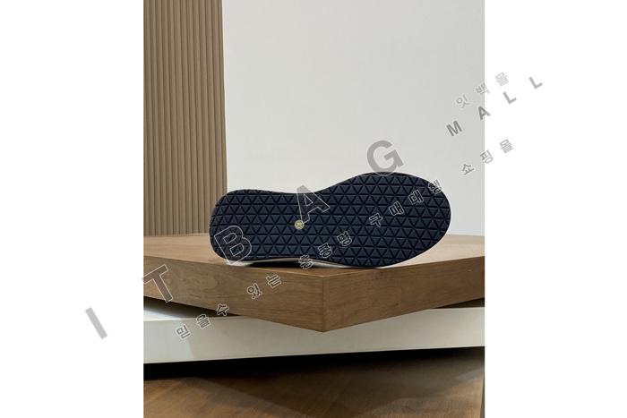 ���   ���� ����Ŀ��  YF6932 ��