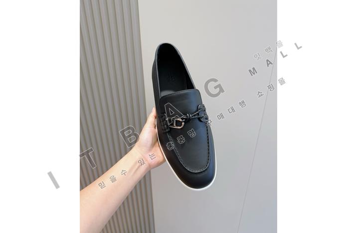 �����޽� Ignacio ����  YF6935 ��