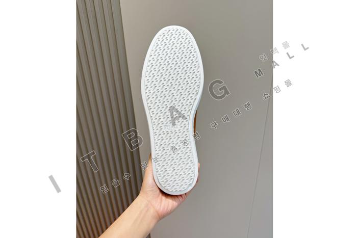 �����޽� Ignacio ����  YF6935-1 ��