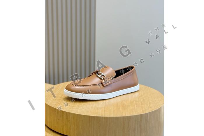 �����޽� Ignacio ����  YF6935-1 ��