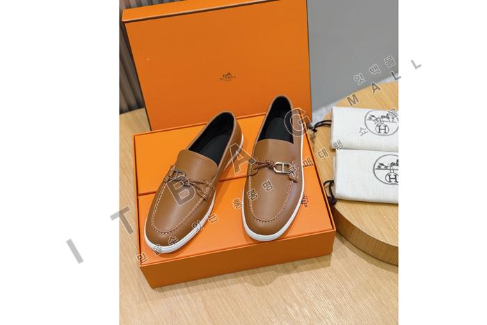 �����޽� Ignacio ����  YF6935-1 ��