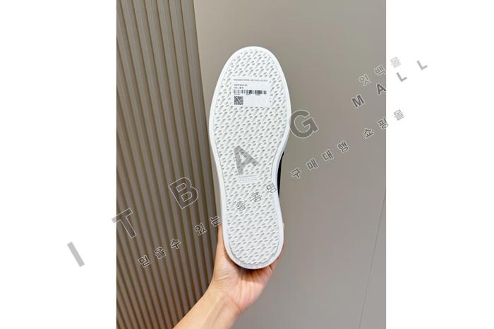 �����޽� Ignacio ����  YF6935-2 ��