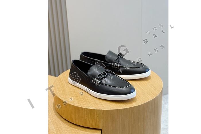 �����޽� Ignacio ����  YF6935-2 ��