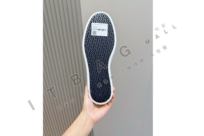 �����޽� Ignacio ����  YF6935-3 ��
