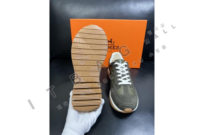 �����޽� ����  Libera ����Ŀ��  YF4946 ��