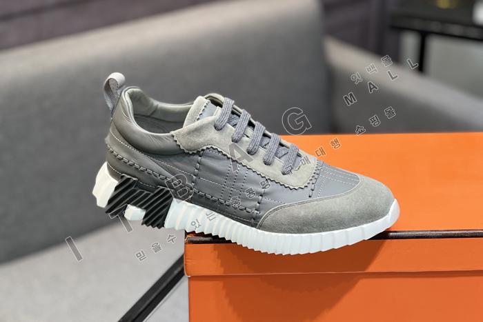 �����޽�  ���� ����Ŀ��  YF6246-2 ��
