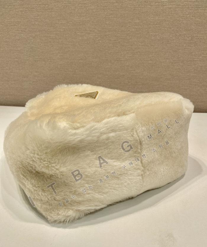 ����� �� ���ڷ� ���̳� �̴�  �ڵ�� 1BA349-7
