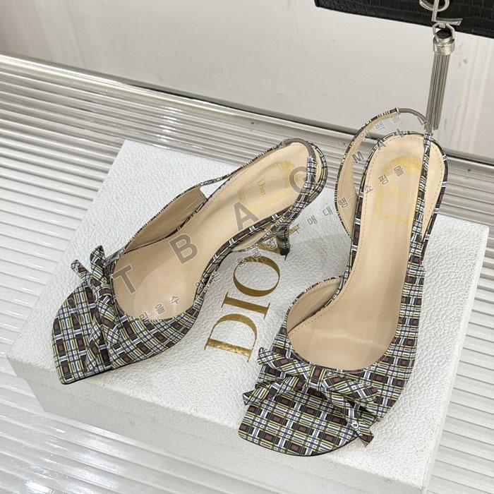 ��� ���� �� ������ ����  YONG9051-1   26/�Ż�  10CM