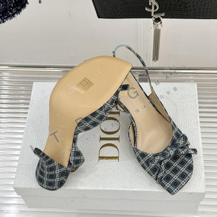 ��� ���� �� ������ ����  YONG9051-2   26/�Ż�  10CM