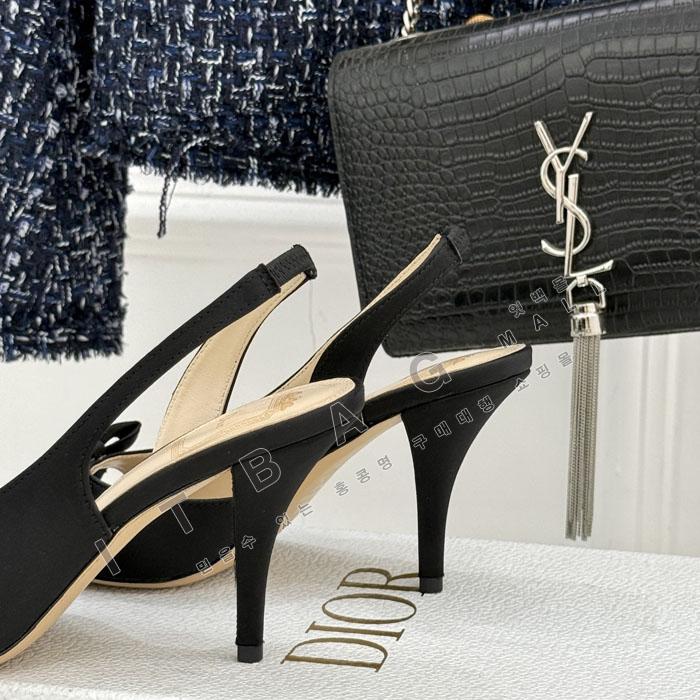 ��� ���� �� ������ ����  YONG9051-4   26/�Ż�  10CM