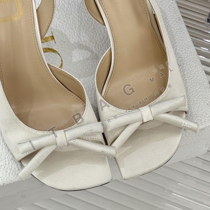 ��� ���� �� ������ ����  YONG9051-6   26/�Ż�  10CM